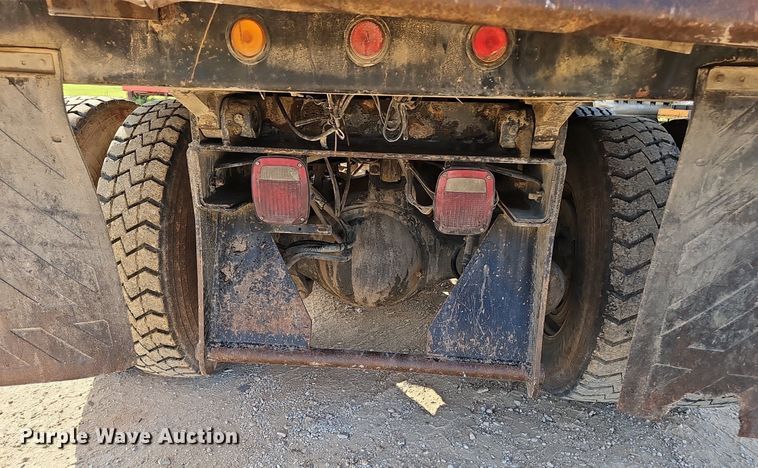 image for item EJ5800 2004 Sterling  Acterra dump truck