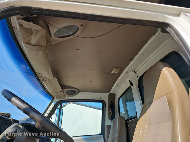 image for item EJ5800 2004 Sterling  Acterra dump truck