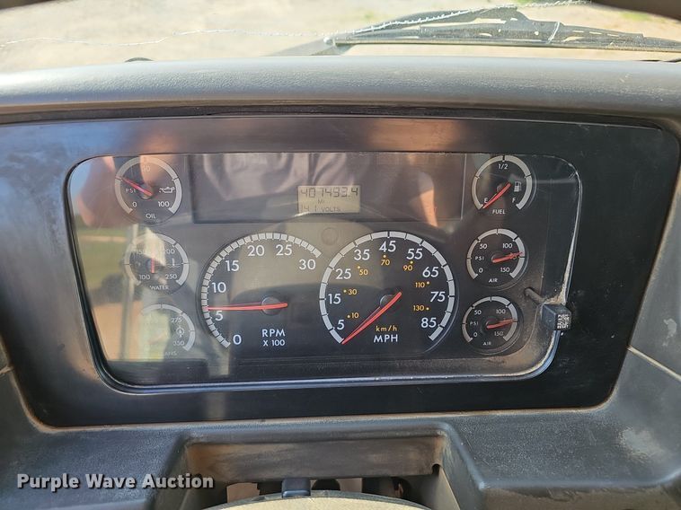 image for item EJ5800 2004 Sterling  Acterra dump truck