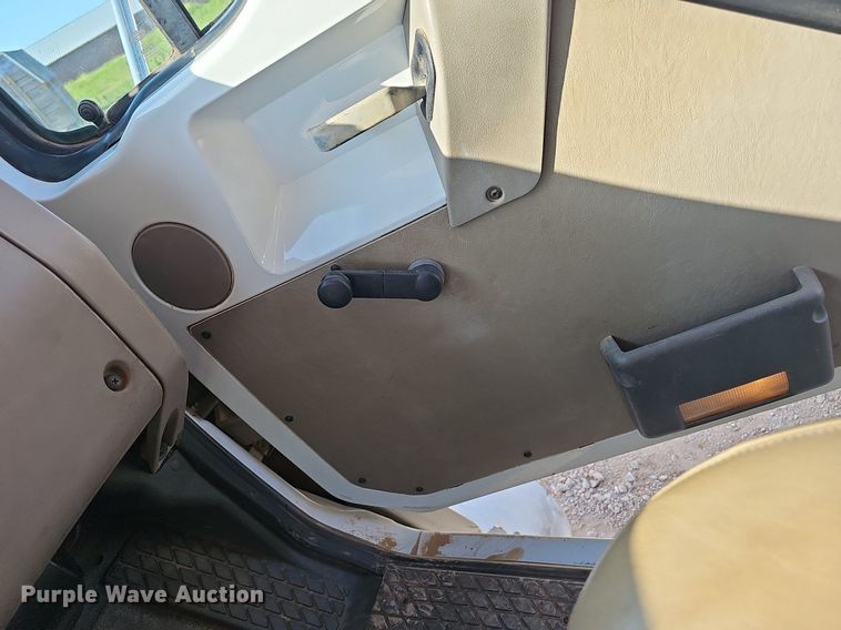 image for item EJ5800 2004 Sterling  Acterra dump truck