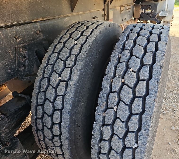 image for item EJ5800 2004 Sterling  Acterra dump truck