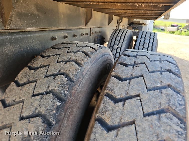 image for item EJ5800 2004 Sterling  Acterra dump truck