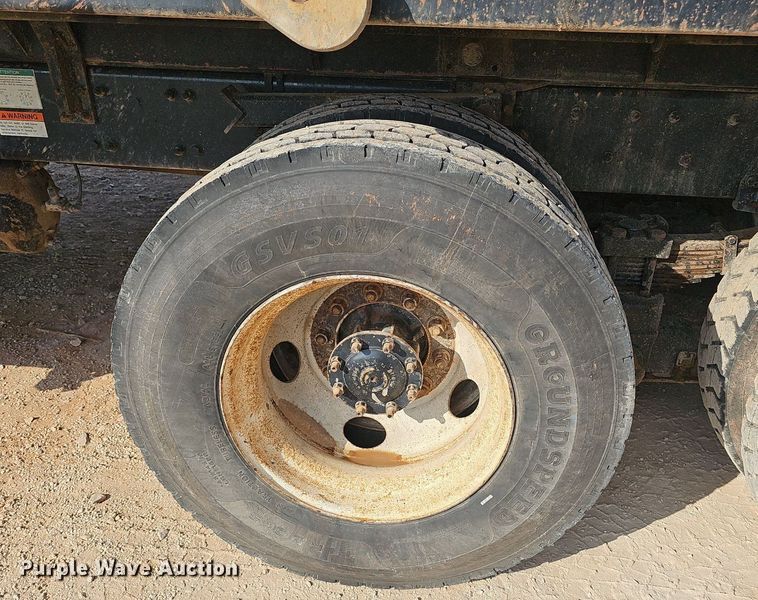 image for item EJ5800 2004 Sterling  Acterra dump truck