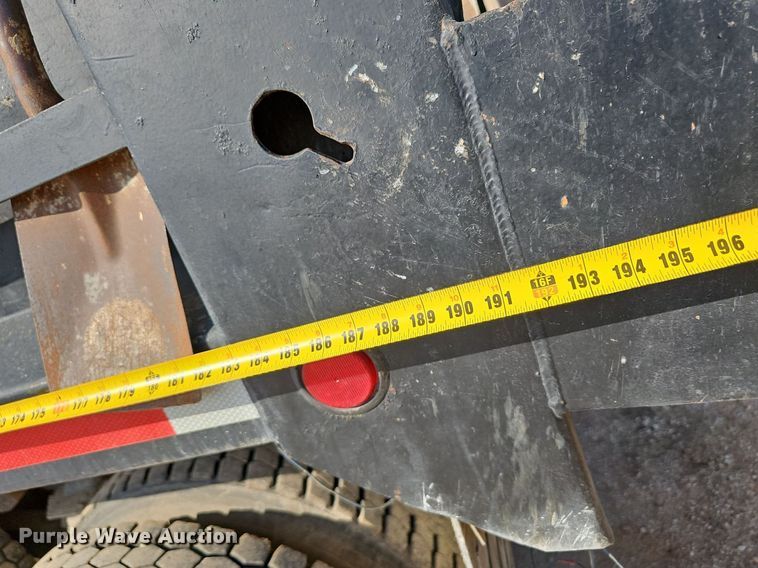 image for item EJ5801 1999 Freightliner  FL80 dump truck