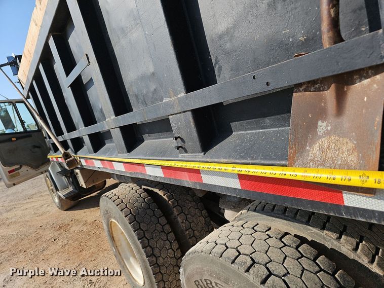 image for item EJ5801 1999 Freightliner  FL80 dump truck