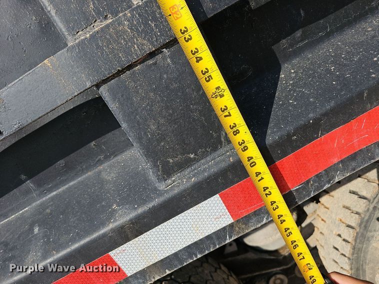 image for item EJ5801 1999 Freightliner  FL80 dump truck