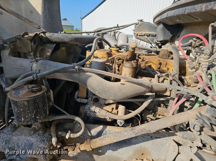 image for item EJ5801 1999 Freightliner  FL80 dump truck