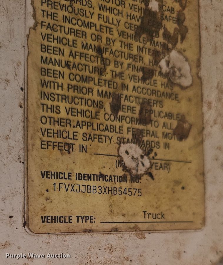 image for item EJ5801 1999 Freightliner  FL80 dump truck