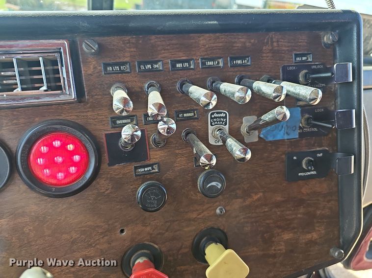 image for item EJ5802 1990 Peterbilt  377 dump truck