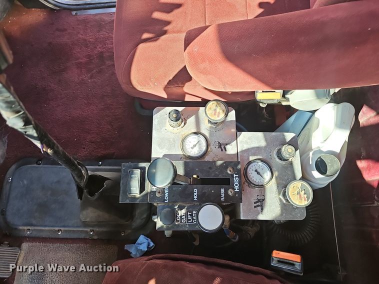 image for item EJ5802 1990 Peterbilt  377 dump truck