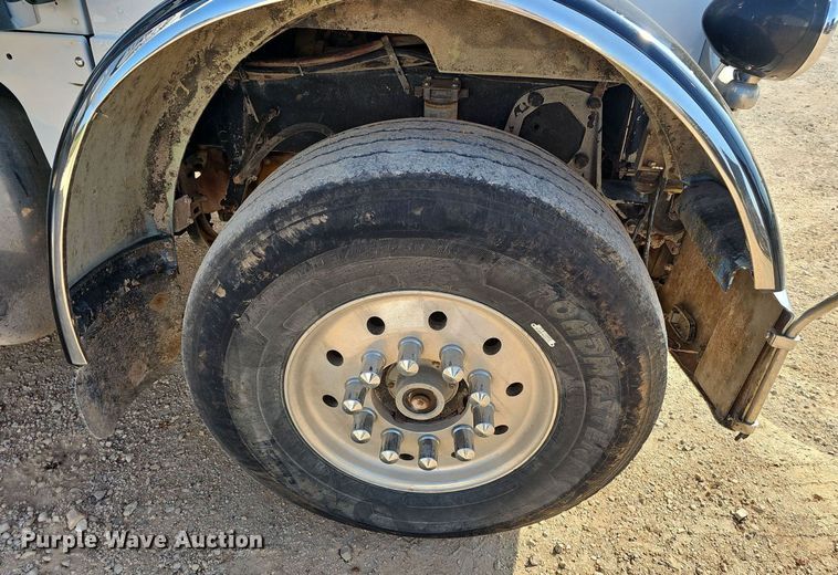 image for item EJ5802 1990 Peterbilt  377 dump truck