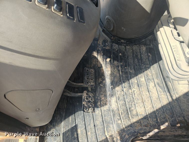 image for item EJ5805 2011 Case  580N  backhoe