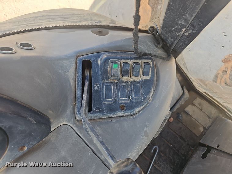 image for item EJ5805 2011 Case  580N  backhoe