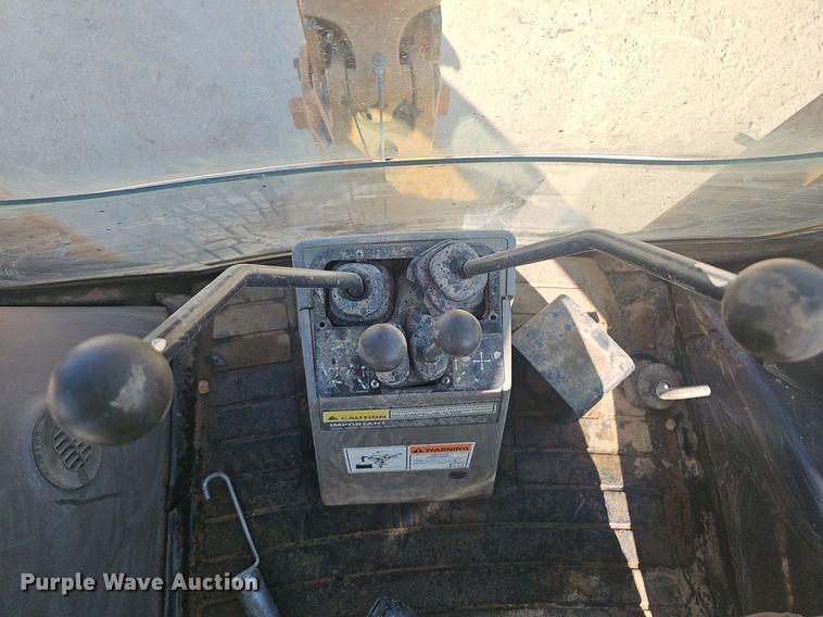 image for item EJ5805 2011 Case  580N  backhoe