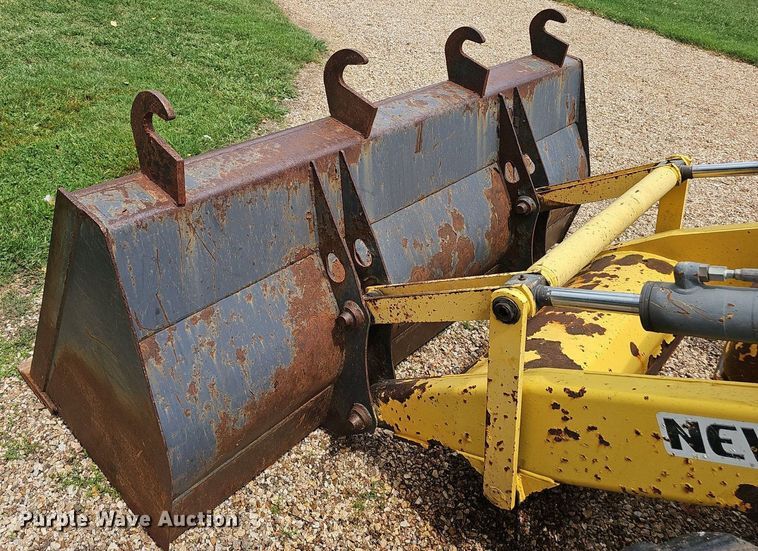 image for item EJ5808 2007 New Holland  B110 backhoe