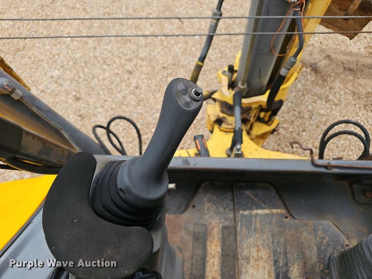 image for item EJ5808 2007 New Holland  B110 backhoe