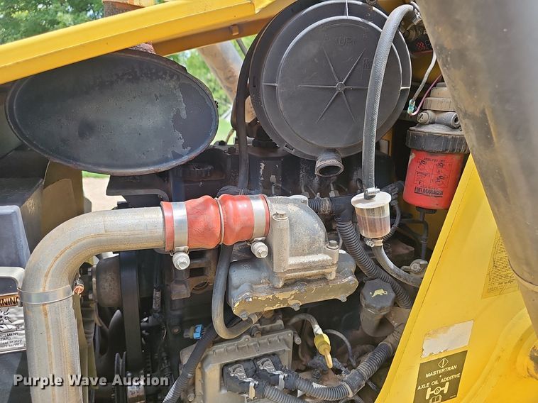 image for item EJ5808 2007 New Holland  B110 backhoe