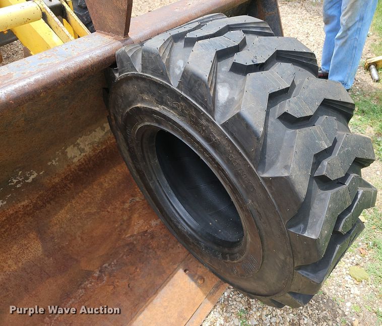 image for item EJ5808 2007 New Holland  B110 backhoe