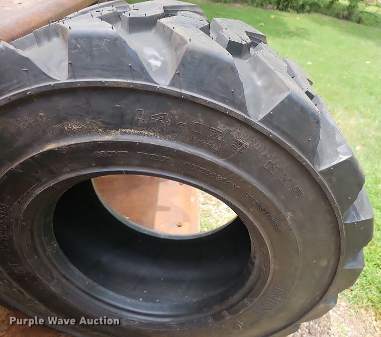 image for item EJ5808 2007 New Holland  B110 backhoe