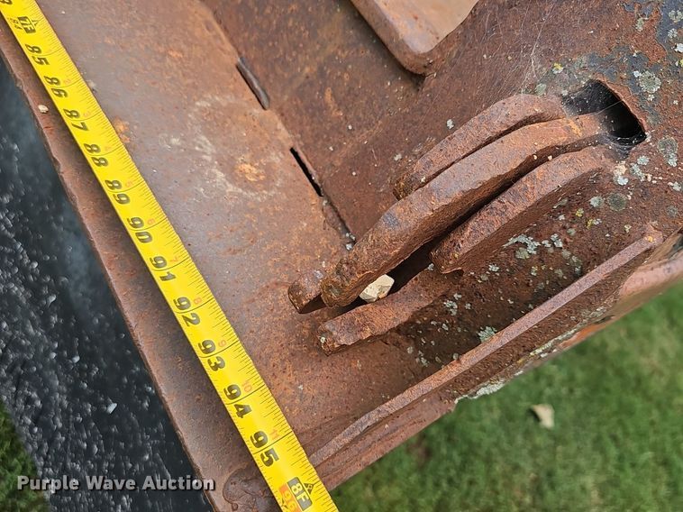 image for item EJ5809 1987 Ford  8000 dump truck