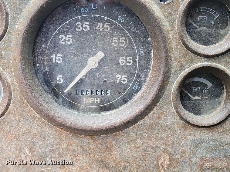 image for item EJ5809 1987 Ford  8000 dump truck