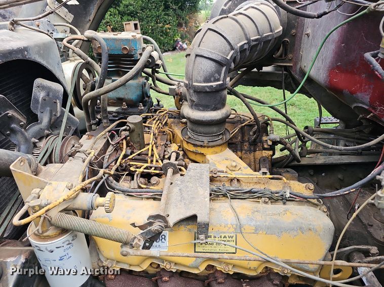 image for item EJ5809 1987 Ford  8000 dump truck