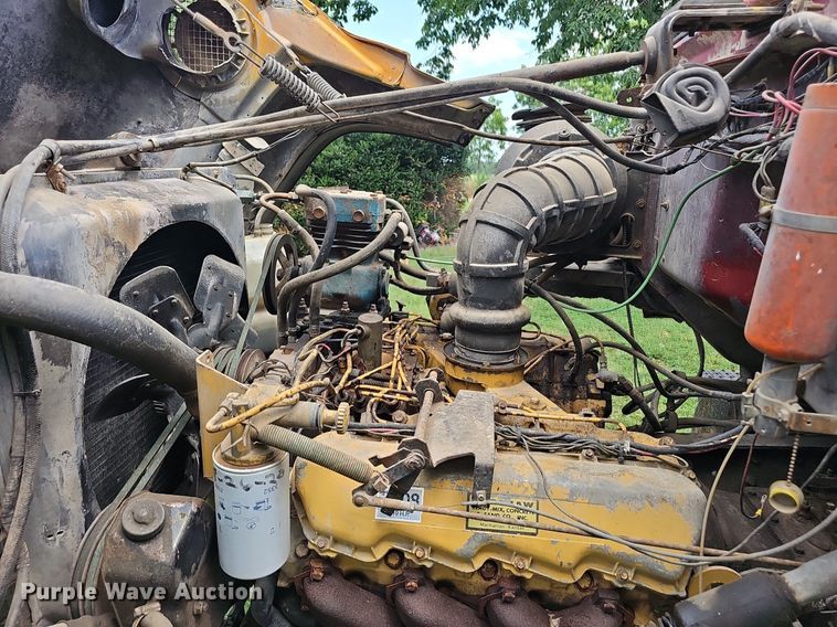 image for item EJ5809 1987 Ford  8000 dump truck