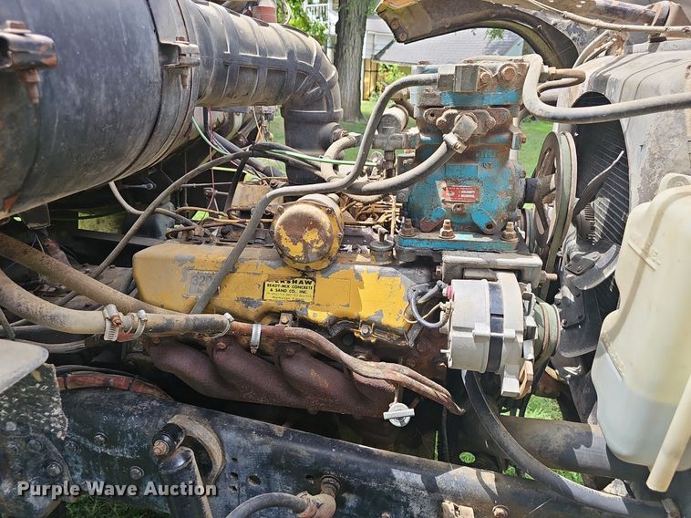 image for item EJ5809 1987 Ford  8000 dump truck