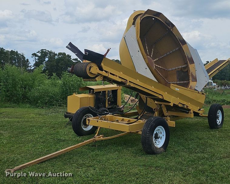 image for item EJ5810 Fecon screening plant