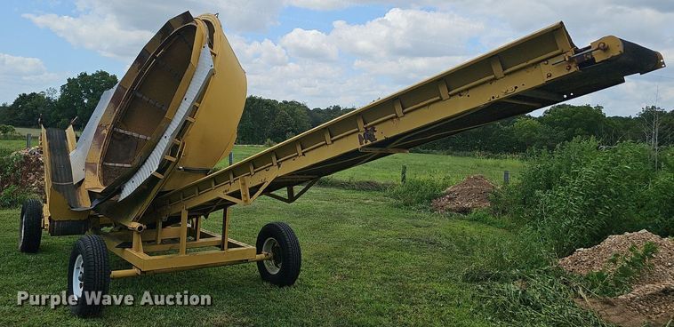 image for item EJ5810 Fecon screening plant