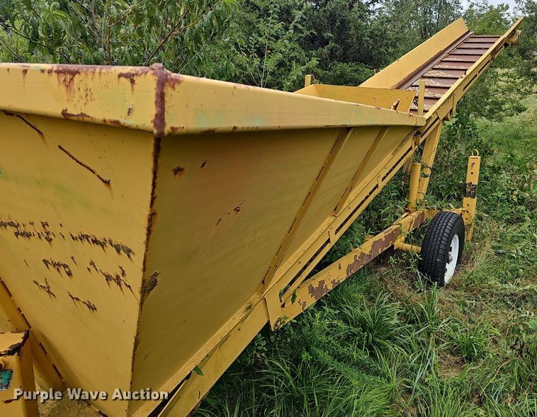 image for item EJ5810 Fecon screening plant