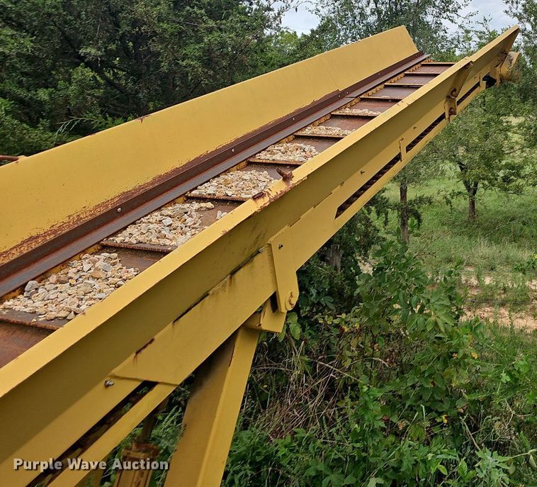 image for item EJ5810 Fecon screening plant