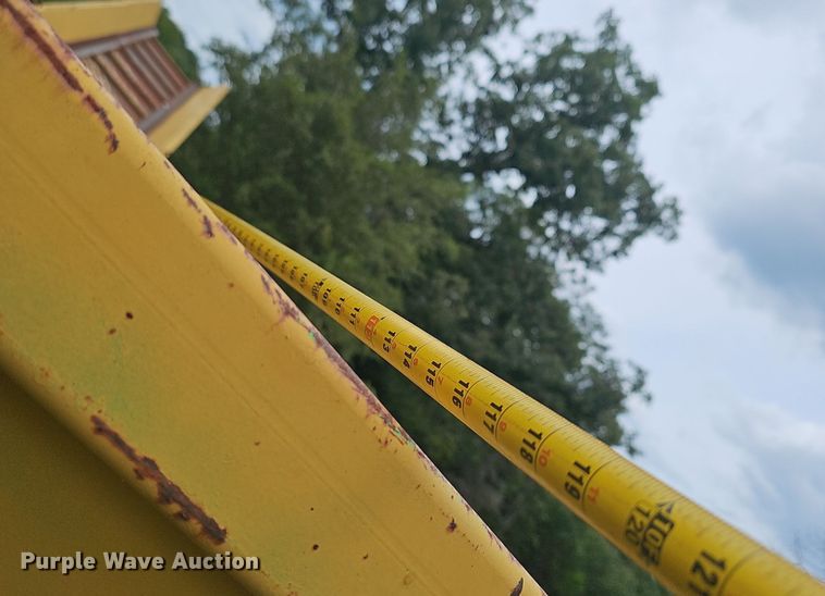 image for item EJ5810 Fecon screening plant