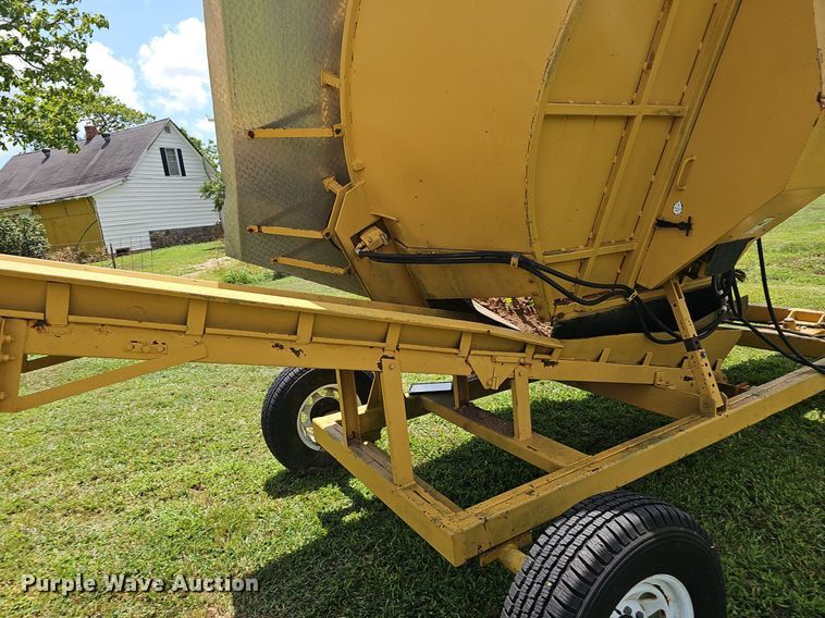 image for item EJ5810 Fecon screening plant