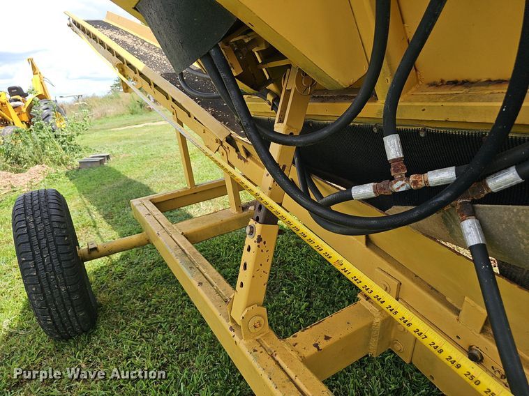 image for item EJ5810 Fecon screening plant