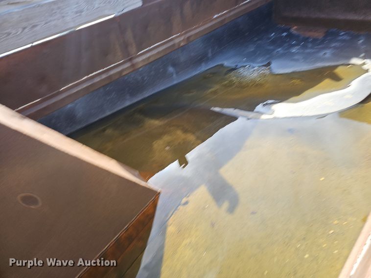 image for item EJ5826 1986 International  F2574 dump truck