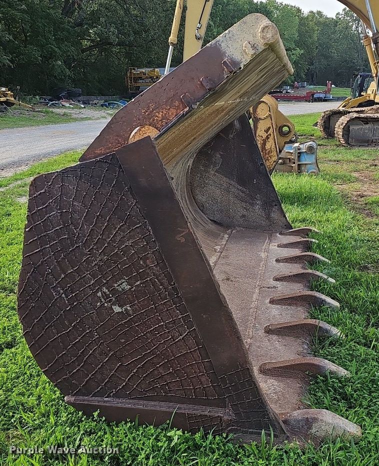 image for item EJ5831 Caterpillar  bucket