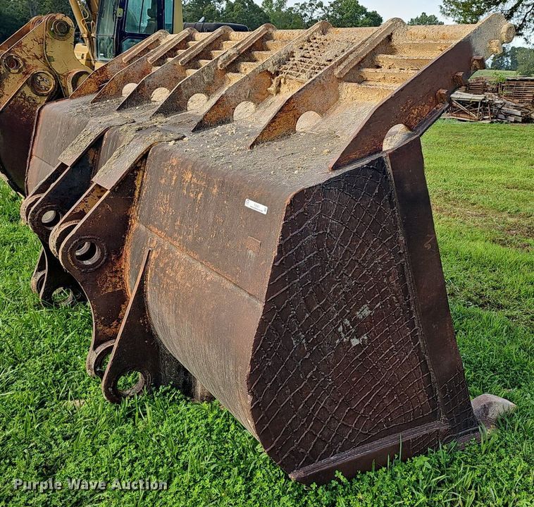 image for item EJ5831 Caterpillar  bucket