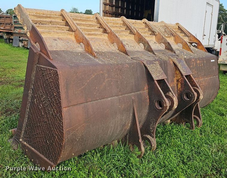 image for item EJ5831 Caterpillar  bucket