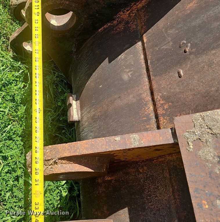 image for item EJ5831 Caterpillar  bucket