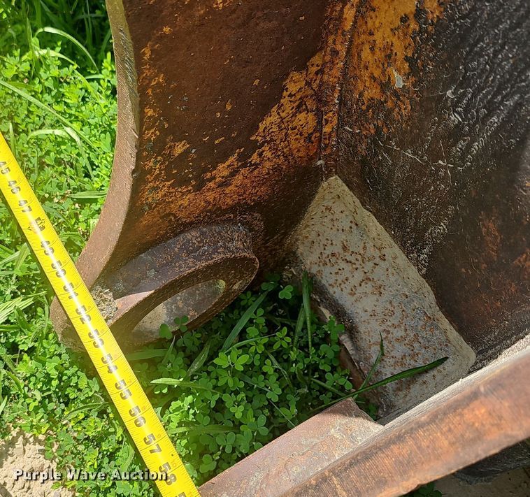 image for item EJ5831 Caterpillar  bucket