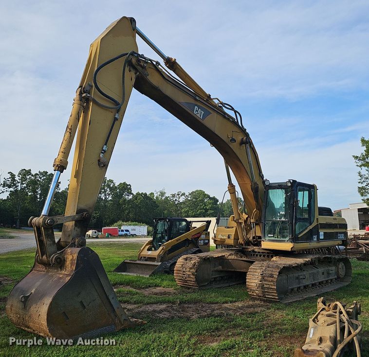 image for item EJ5835 1999 Caterpillar  330B L excavator