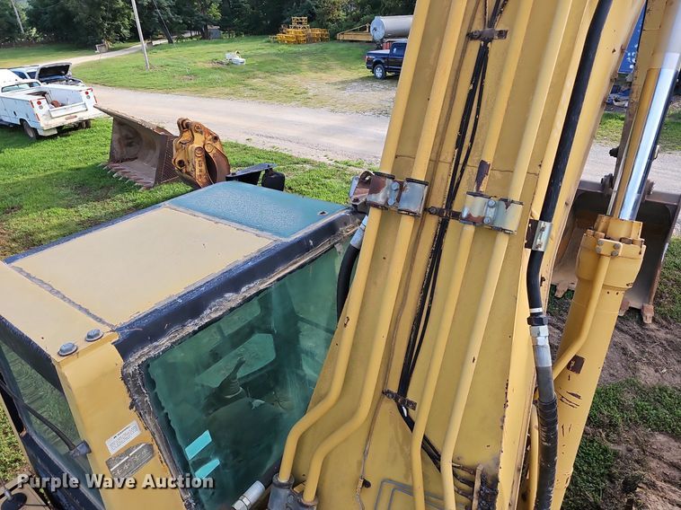 image for item EJ5835 1999 Caterpillar  330B L excavator