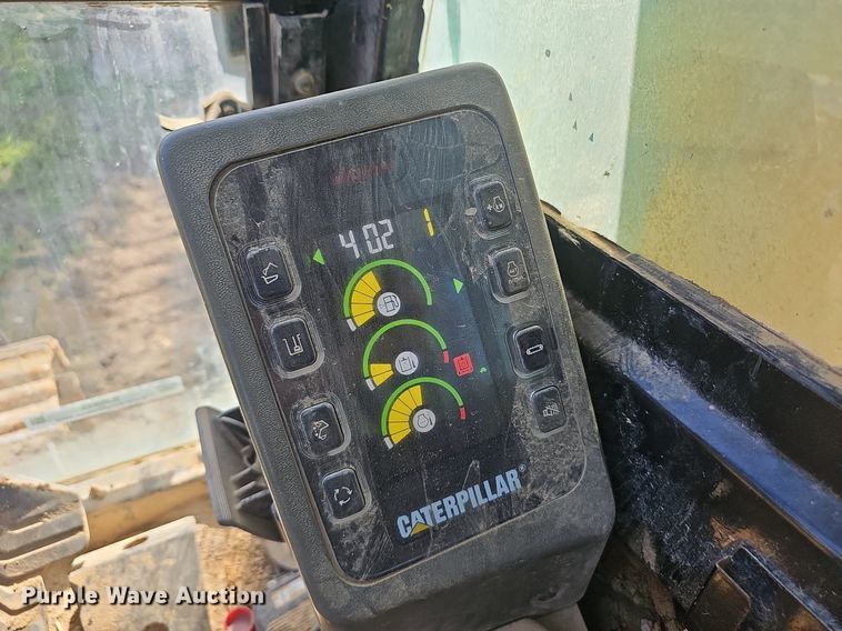 image for item EJ5835 1999 Caterpillar  330B L excavator