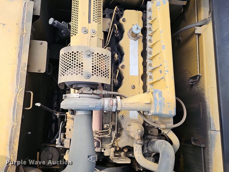 image for item EJ5835 1999 Caterpillar  330B L excavator