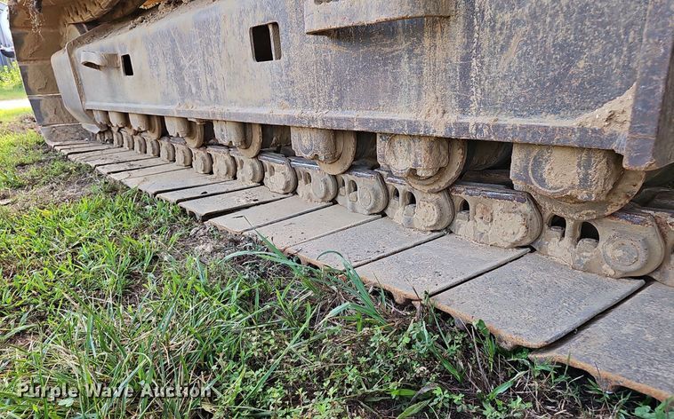 image for item EJ5835 1999 Caterpillar  330B L excavator