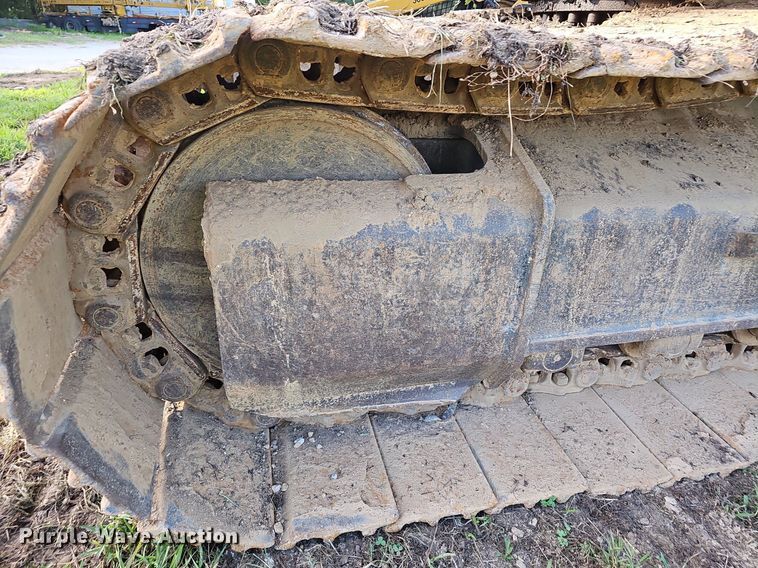 image for item EJ5835 1999 Caterpillar  330B L excavator