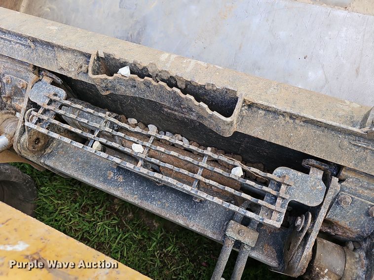 image for item EJ5836 2016 Caterpillar  299D2 skid steer loader