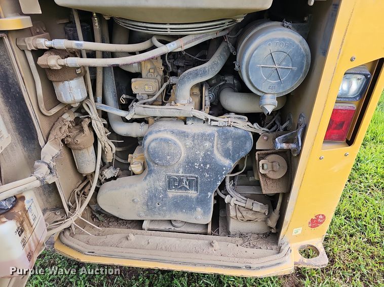 image for item EJ5836 2016 Caterpillar  299D2 skid steer loader