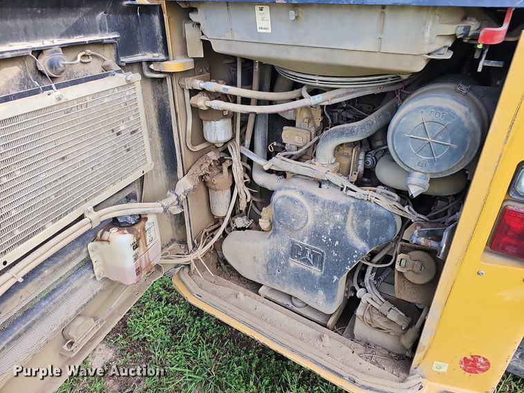 image for item EJ5836 2016 Caterpillar  299D2 skid steer loader